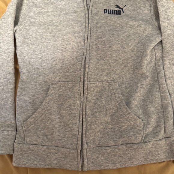 set puma for kids sweater and pants with red/blue on side of pants full zipper - Picture 3 of 9